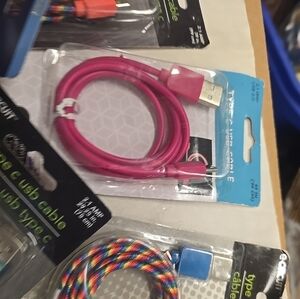 Mixed Color Lot Of 7 Type C Chargers. Random Pull. Mixed Brands/colors. Usb To C